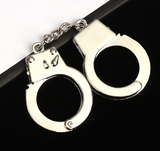 Porte clé menottes réaliste métal fonctionnel